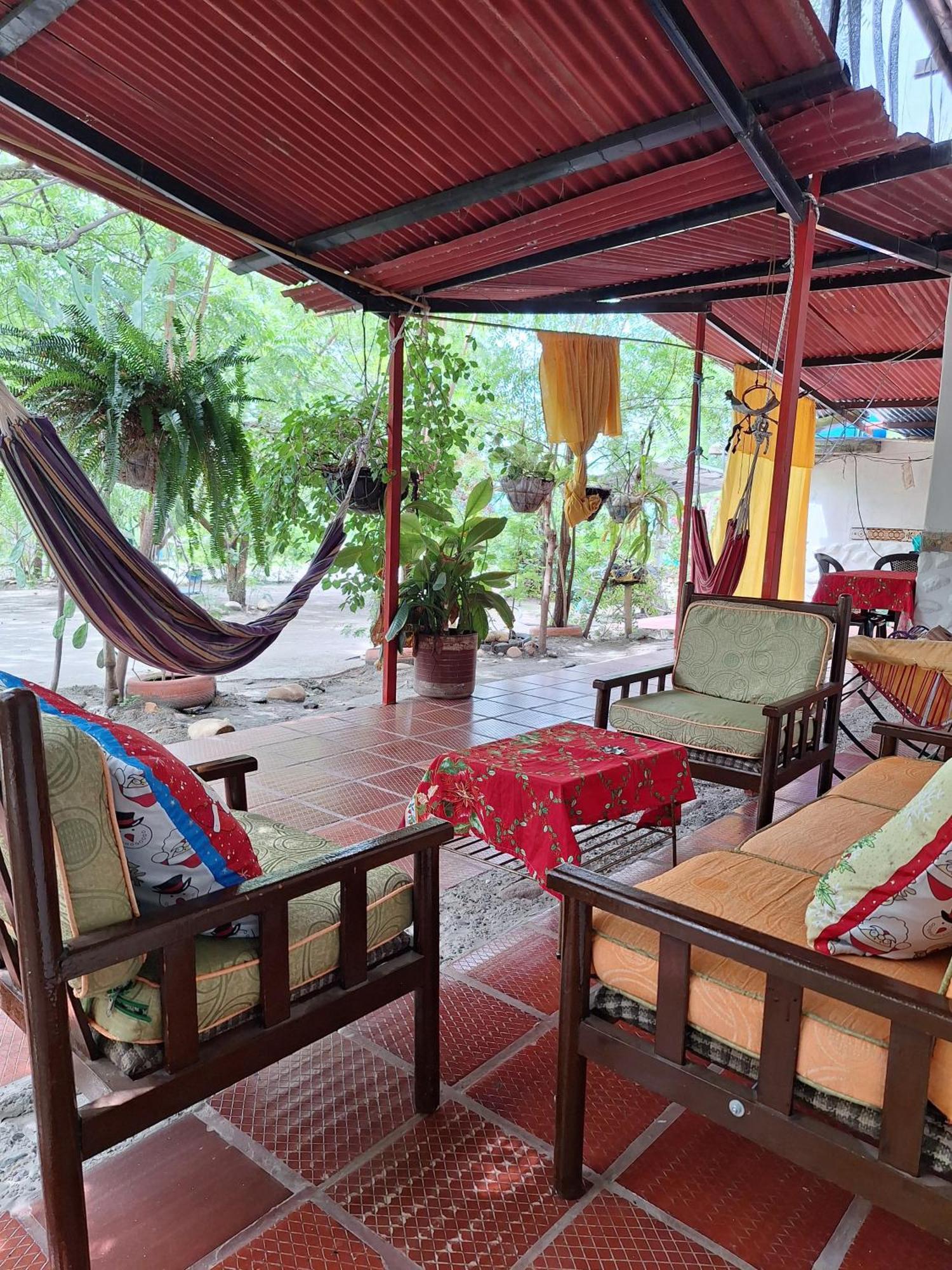 Alojamiento Casa De Campo Los Cactus Villavieja Exterior foto
