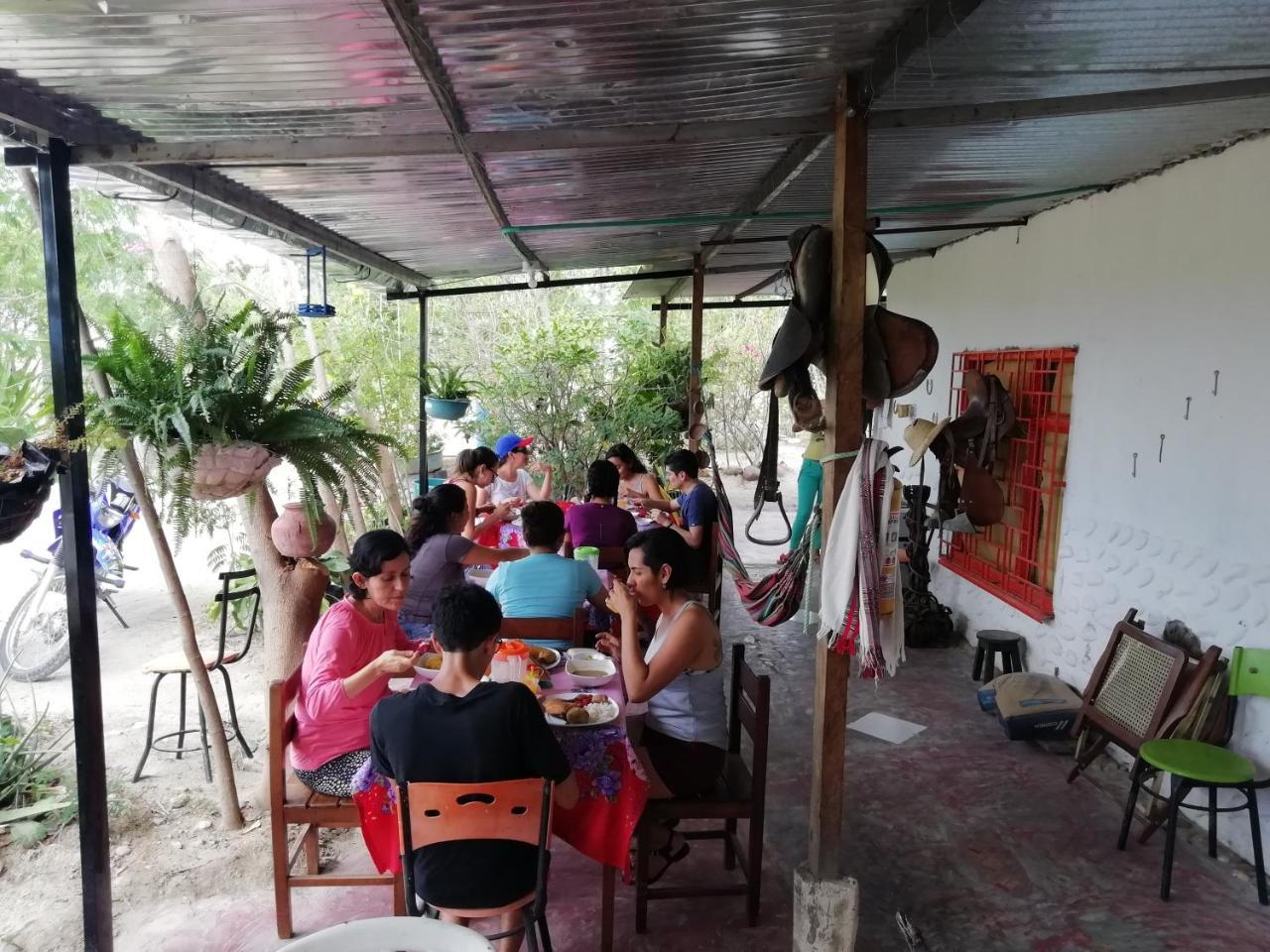 Alojamiento Casa De Campo Los Cactus Villavieja Exterior foto
